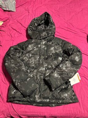 NWT LUlulemon size 4 Wunder Puff Jacket